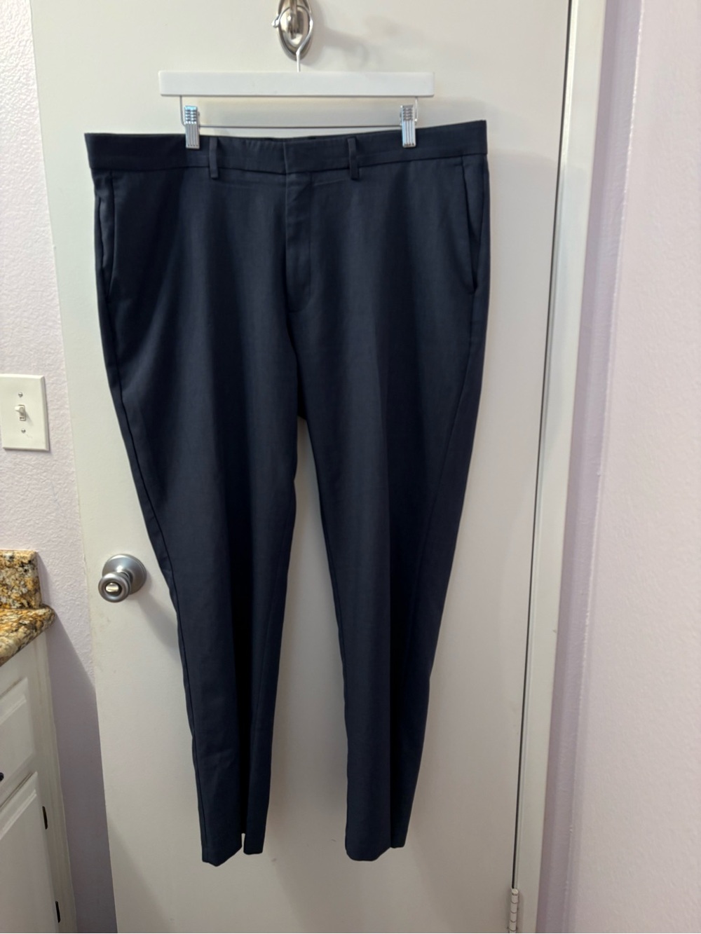 Haggar Mens blue Dress Pants 40x32 Excellent Condition